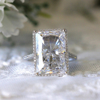 Bright Rectangular Eye-catching Ring