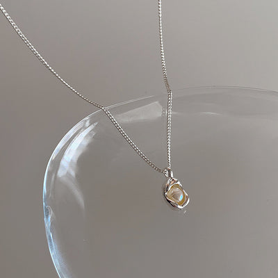 Irregular Zircon Pearl Metal Pendant