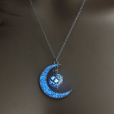 Glowing Silver Plated Chain Necklace