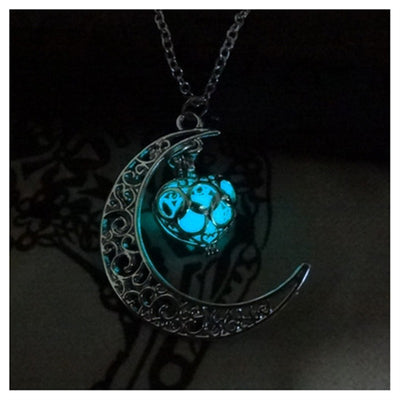 Glowing Silver Plated Chain Necklace