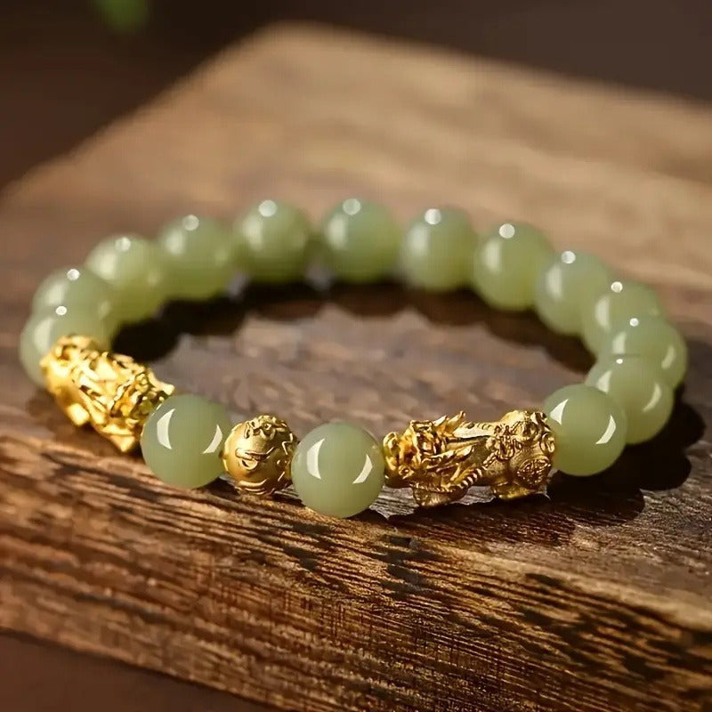 The Gold Pixiu Bracelet Is Suitable for those who Pursue Traditional Auspicious Meanings