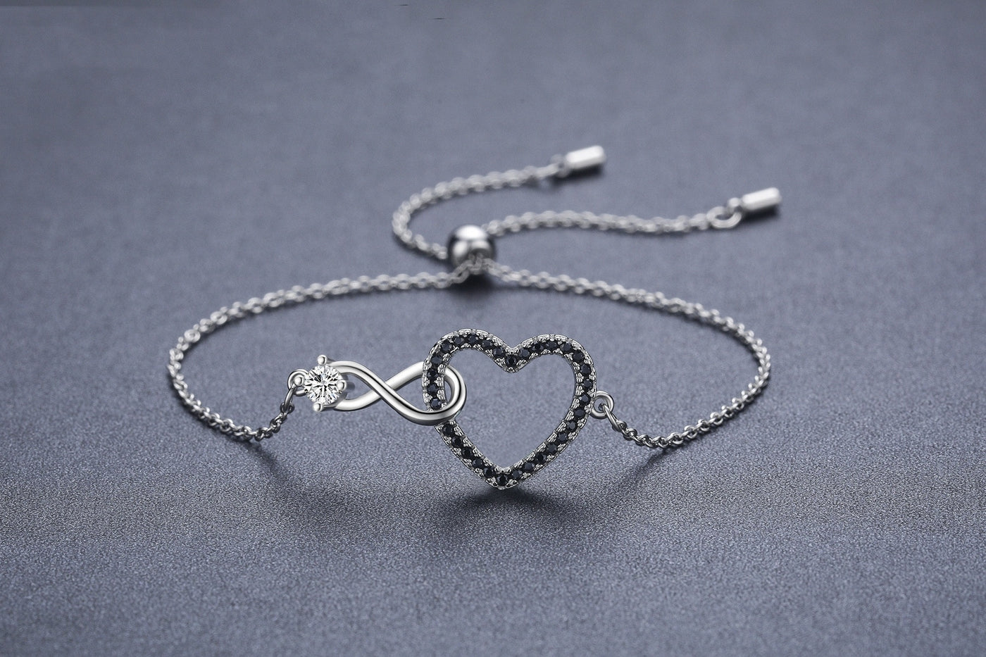 Heart-Shaped Zircon Decoration Bracelet