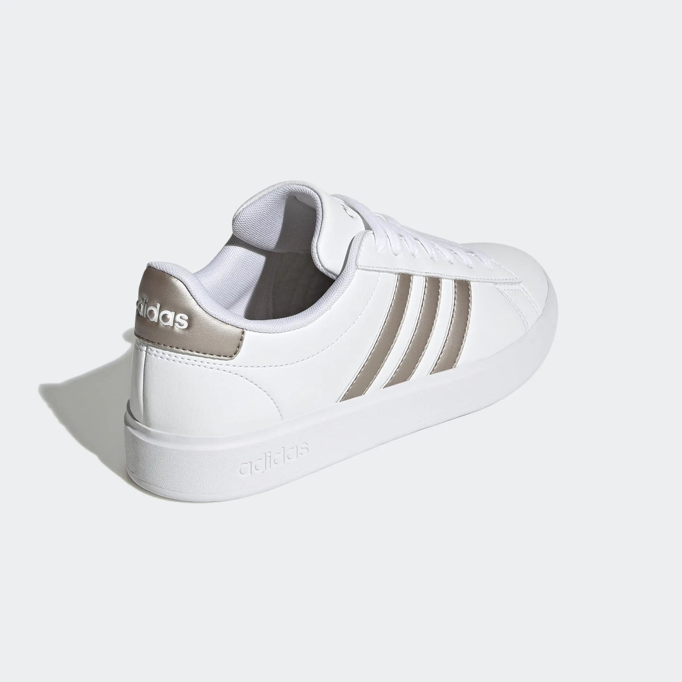 Adidas Women's Sneakers 7.5 White/Platin, Metallic/Platin, Metallic