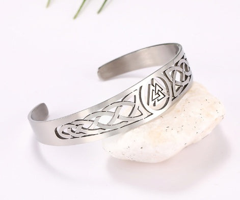 Asgard Handcrafted Stainless Steel Valknut Symbol and Celtic Design Bracelet