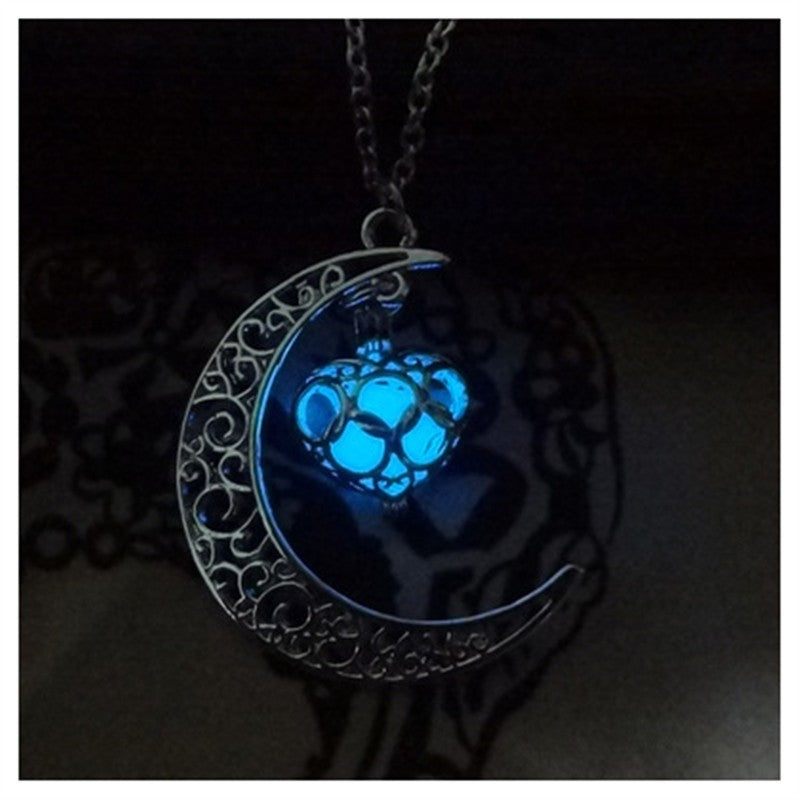 Glowing Silver Plated Chain Necklace