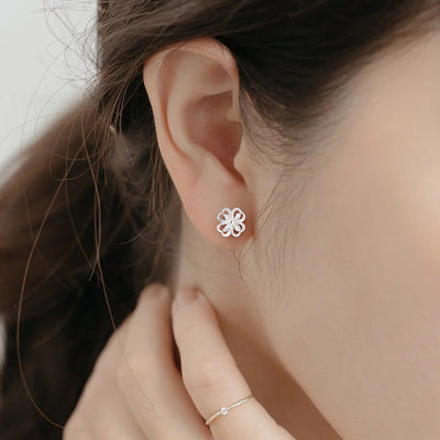 Sterling Silver Sweet Flowers Stud Earrings