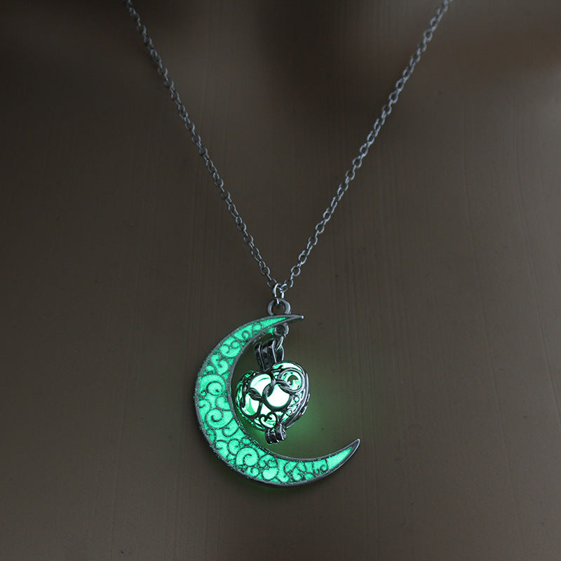 Glowing Silver Plated Chain Necklace